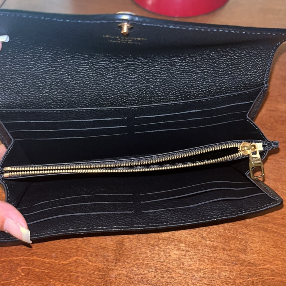 Louis Vuitton wallet Sarah - Picture 7 of 7